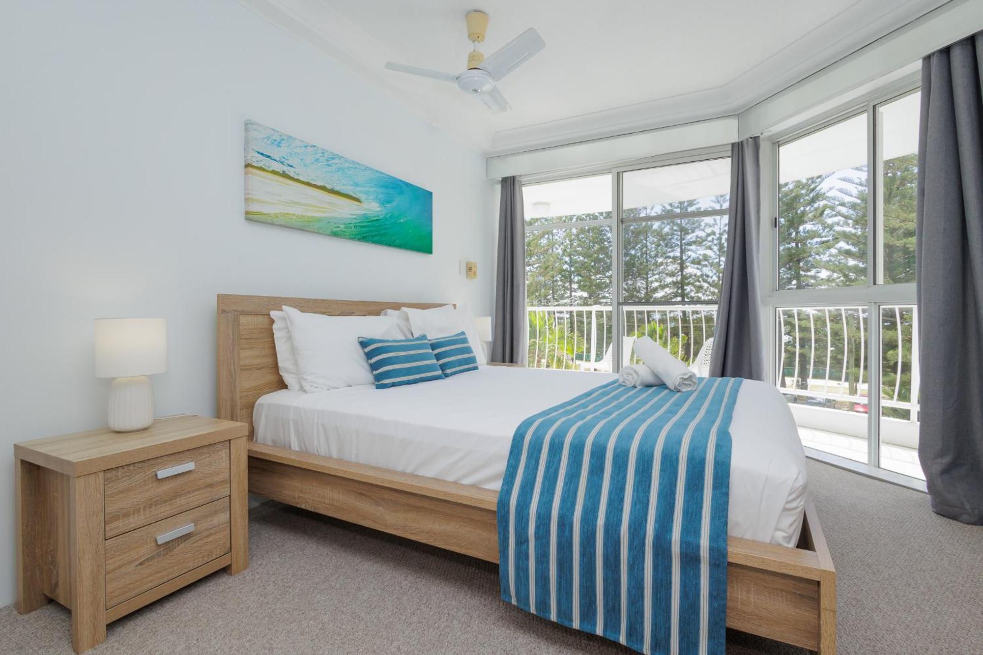 Burleigh Surf Apartments Gold Coast Exterior photo